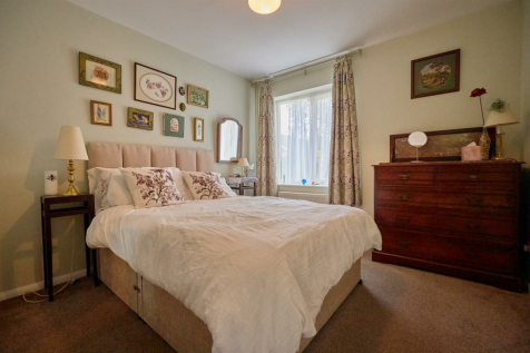 FRONT BEDROOM ONE