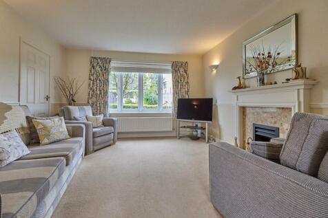 Front Lounge