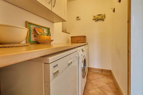 Rear Utility Room