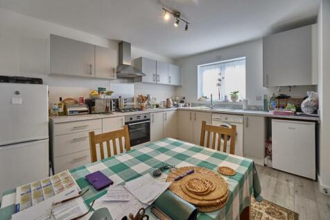 Fitted Dining Kitchen