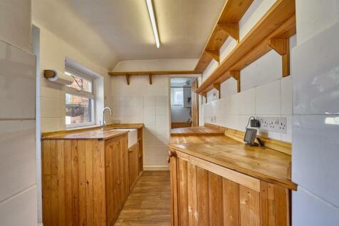KITCHEN TO REAR