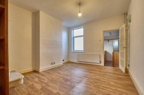 DINING ROOM TO REAR