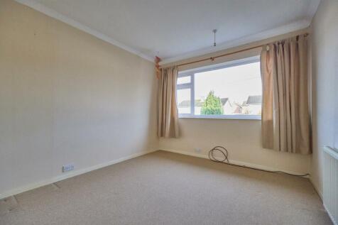 FRONT BEDROOM ONE