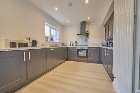 Dining Kitchen Area
