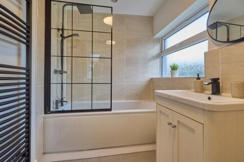 Rear Family Bathroom