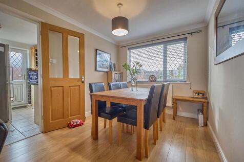 Through lounge dining room