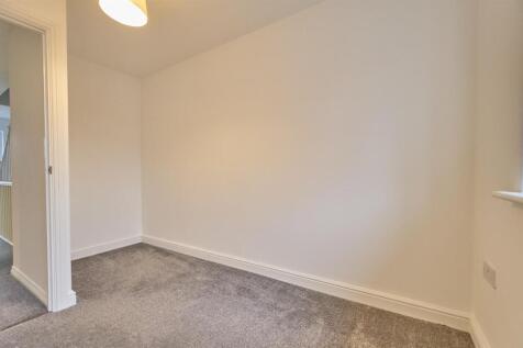 Sansome Drive 10.jpg