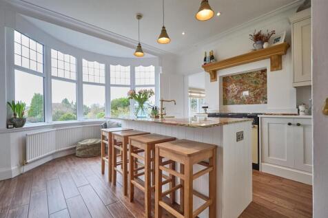 Luxury Bespoke Refitted Breakfast Kitchen