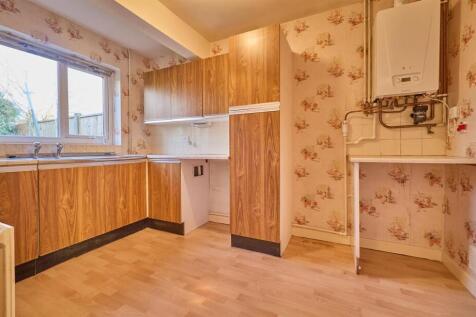 Rear Fitted Kitchen