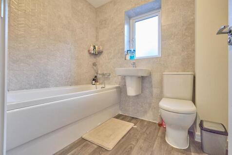 Rear Family Bathroom
