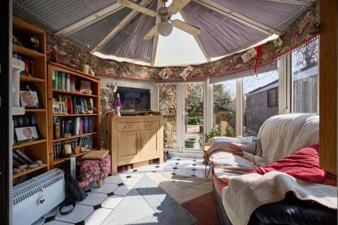 UPVC SUDG CONSERVATORY