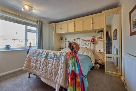 FRONT BEDROOM ONE