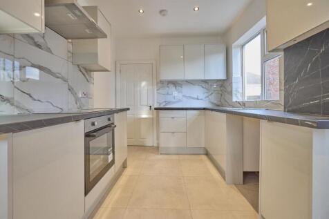 REFITTED KITCHEN TO REAR