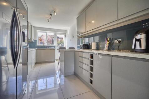5 Metcalf Close SS 6.jpg