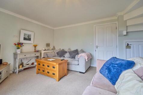 Rear Lounge