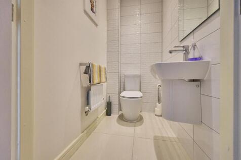 SEPARATE WC