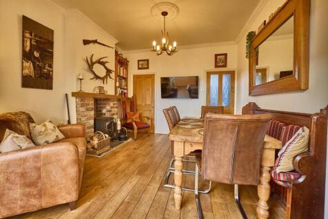 EXTENDED OPEN PLAN FITTED LIVING DINING KITCHEN