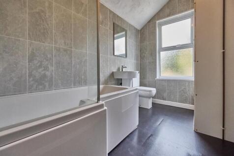 Rear Refitted Bathroom