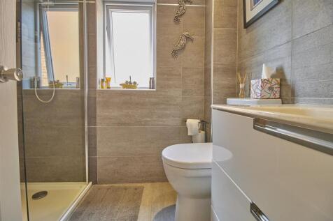Family Shower Room