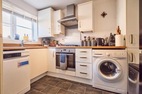 FRONT KITCHEN