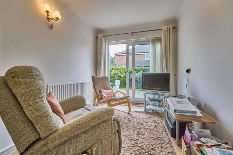Second Lounge/Snug