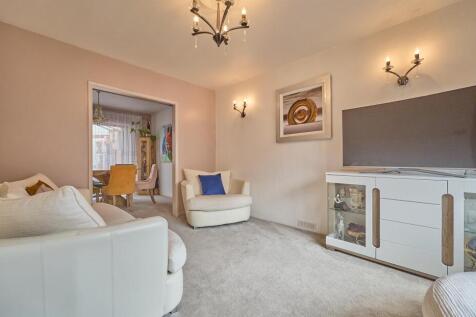Lounge to Front