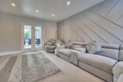 77 Preston Drive NBV 1.jpg