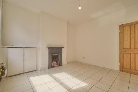 Front Lounge