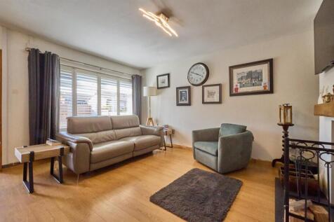 Open Plan Lounge/Dining/Kitchen