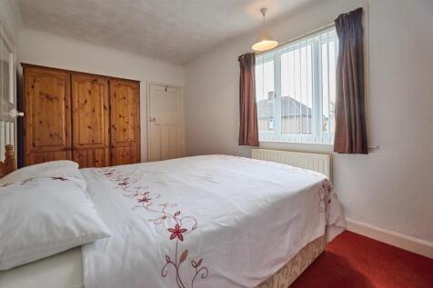 FRONT BEDROOM ONE