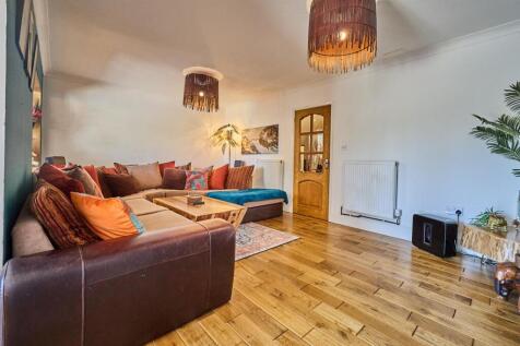 Rear Lounge