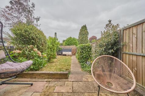Hurst Road 7.jpg