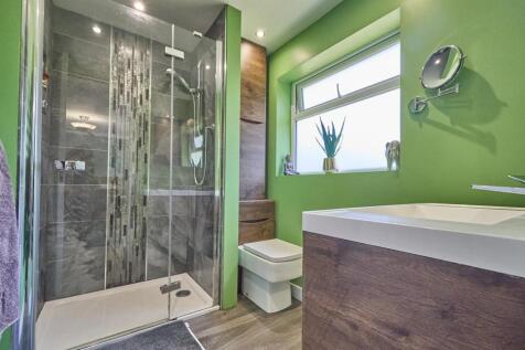 En Suite Shower Room