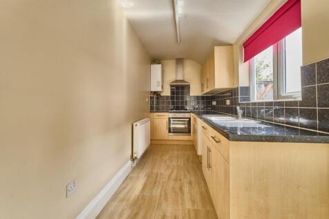 Rear Fitted Kitchen