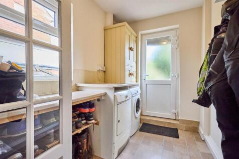 Rear Utility Room