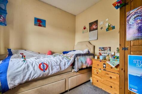 BEDROOM THREE TO FRONT