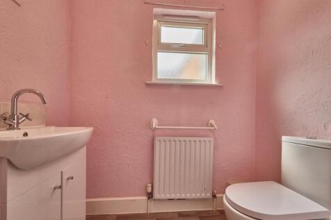 Side Separate WC