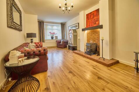 Front Lounge