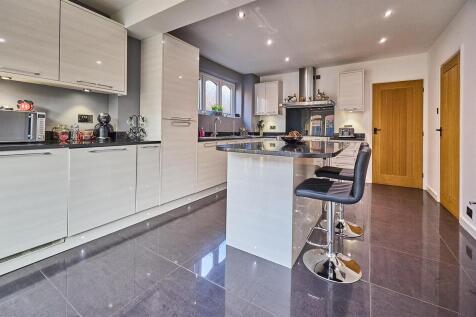 Rear Fitted Dining Kitchen