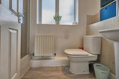 SEPARATE WC