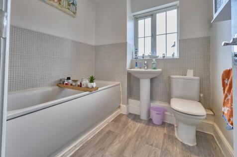 FRONT BATHROOM
