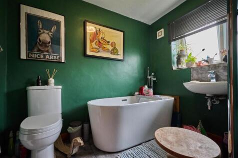 Rear Refitted Bathroom