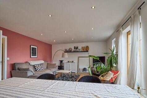 Through Lounge/Diner