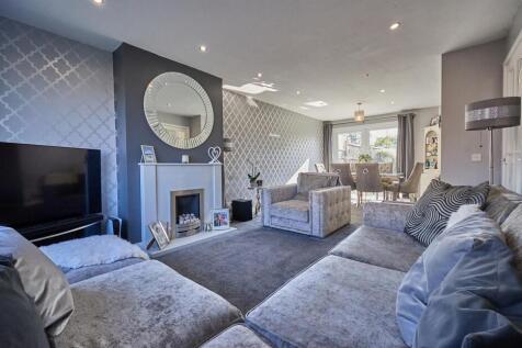 Front Lounge Area