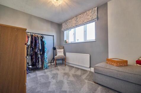 BEDROOM THREE TO FRONT