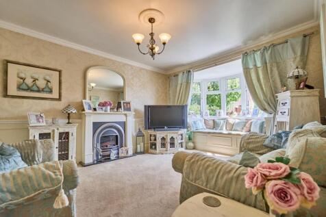 Front Lounge