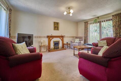 Front Lounge