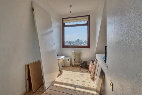 BEDROOM THREE TO FRONT