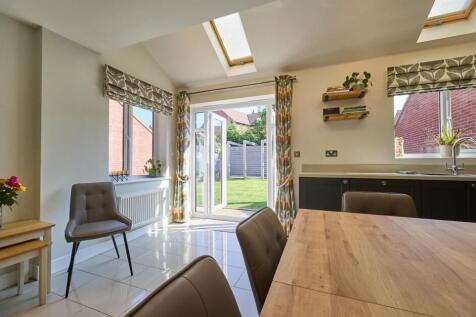 gables close desford  10.jpg