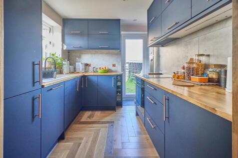 Refitted Kitchen to Front
